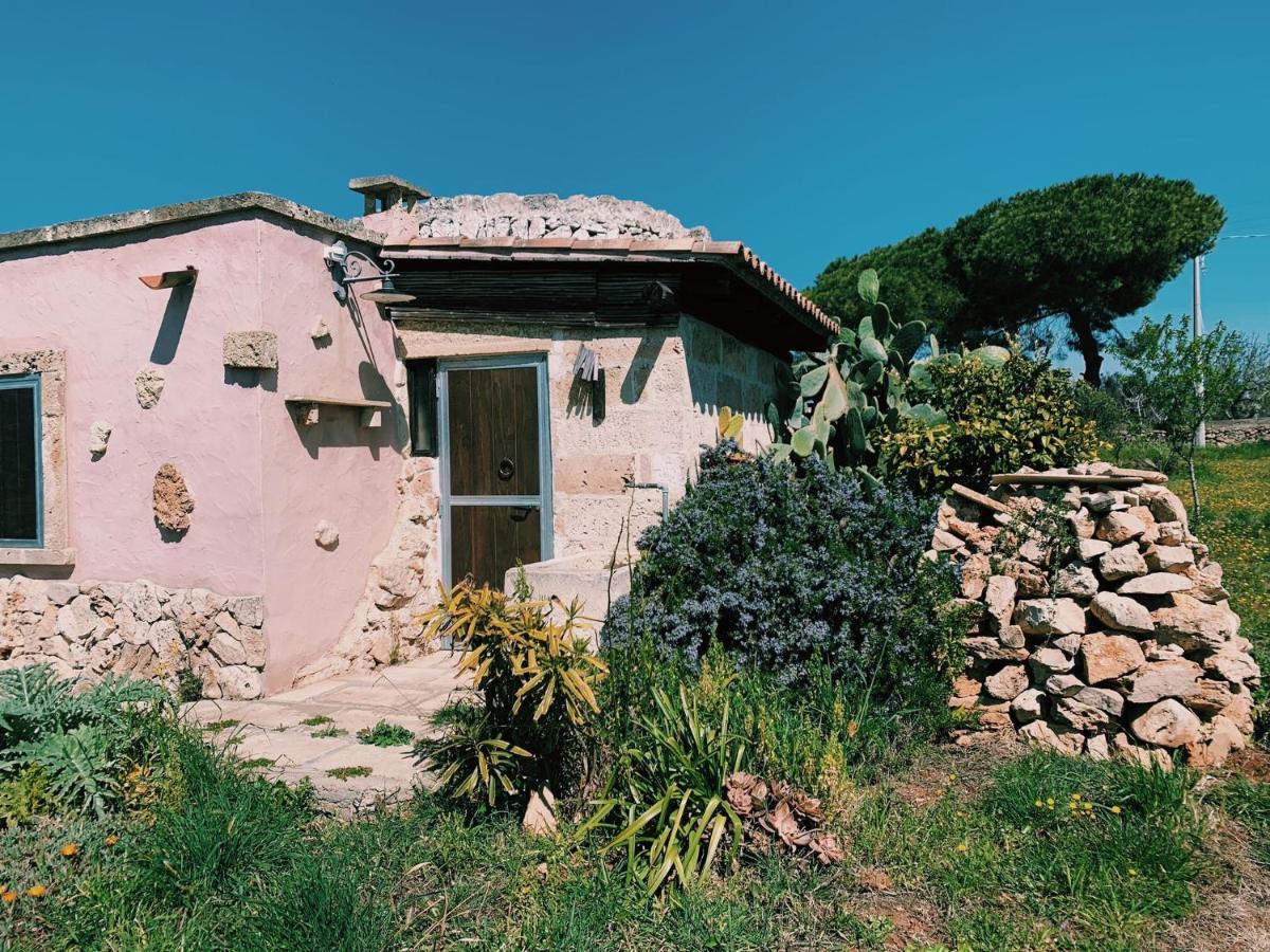 Trullo Contrada Stracca Guest House Alliste Eksteriør bilde
